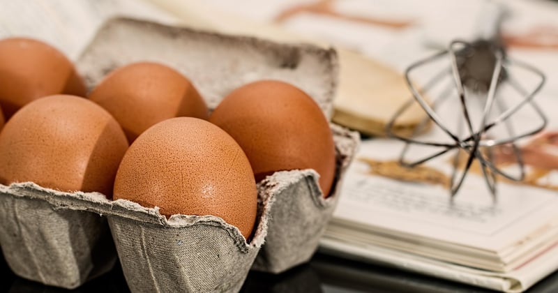 Vendre des gâteaux faits maison depuis sa cuisine : 5 démarches (et le piège du CAP)